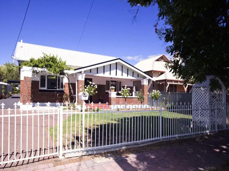 7 Lillian Street, Prospect SA 5082