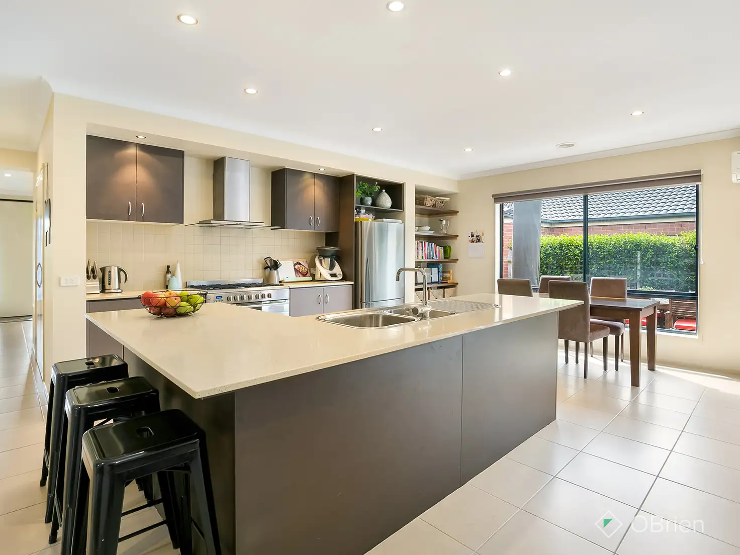 Main view of Homely house listing, 2 Lily Place, Carrum Downs VIC 3201