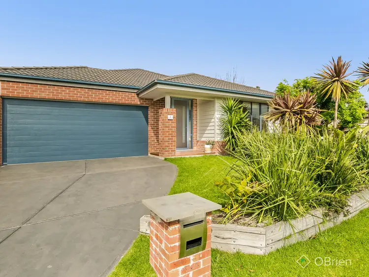 Second view of Homely house listing, 2 Lily Place, Carrum Downs VIC 3201