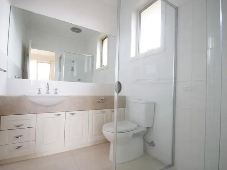 Fifth view of Homely unit listing, 2/28 Myers Avenue, Glen Waverley VIC 3150