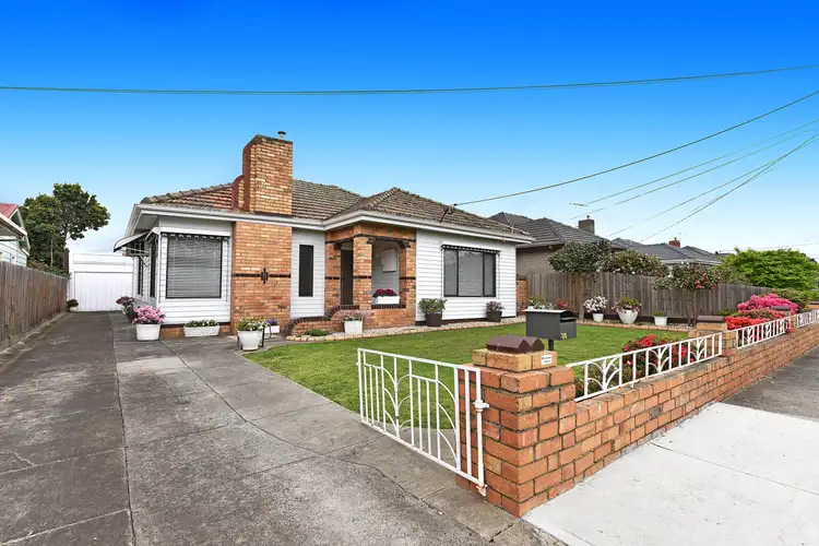 86 Lloyd Avenue, Reservoir VIC 3073