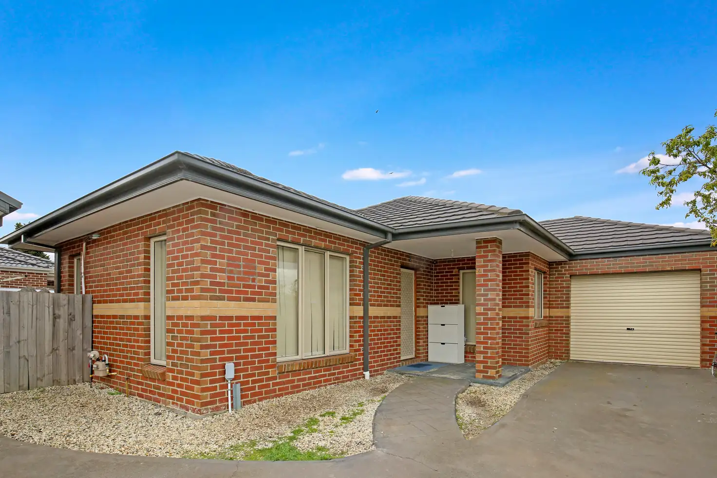 Main view of Homely unit listing, 2/8 Frederick Street, Thomastown VIC 3074