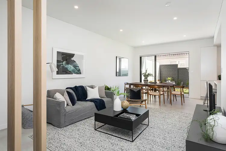 2/214 Burraneer Bay Road, Caringbah South NSW 2229