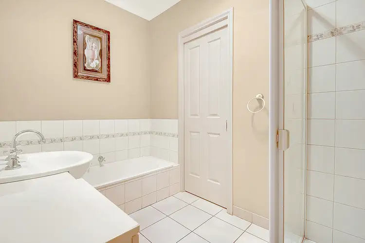 Seventh view of Homely house listing, 17 Gippsland Way, Craigieburn VIC 3064