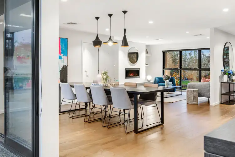9 Meadow Lane, Mount Eliza VIC 3930