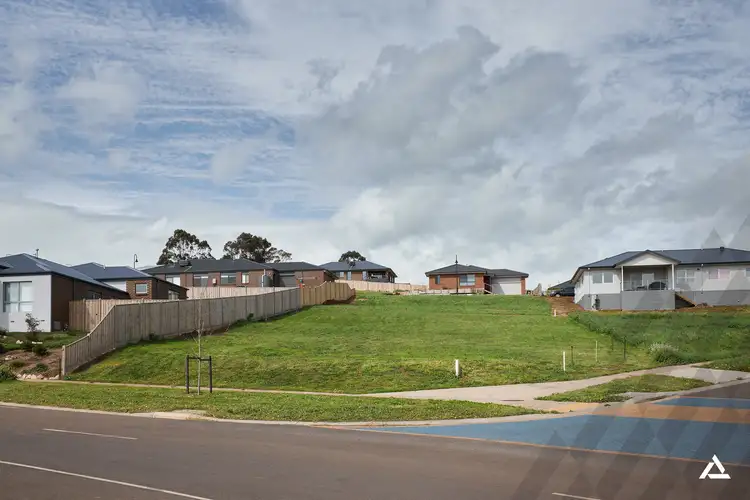 18 Emberwood Road, Warragul VIC 3820