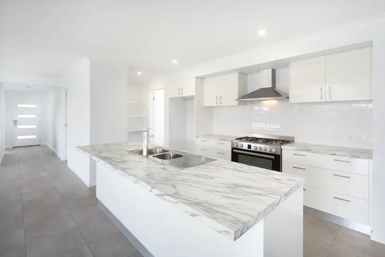 Second view of Homely house listing, 5 Henricks Street, Killara VIC 3691