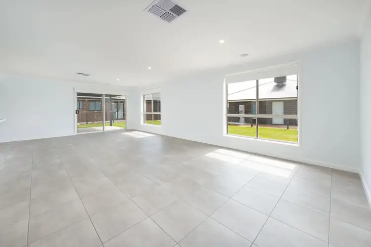 Third view of Homely house listing, 5 Henricks Street, Killara VIC 3691