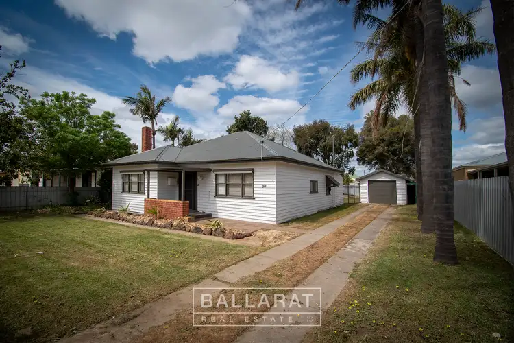 38 Alma Street, Maryborough VIC 3465