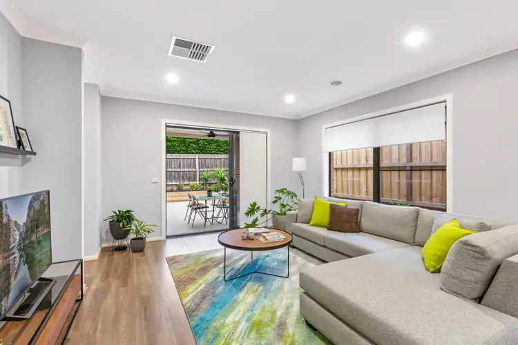 Fifth view of Homely house listing, 7 Waters Way, Hillside VIC 3037