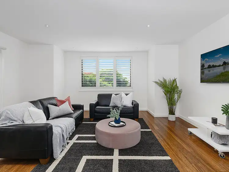 Fifth view of Homely house listing, 31 Montpellier Drive, Highton VIC 3216