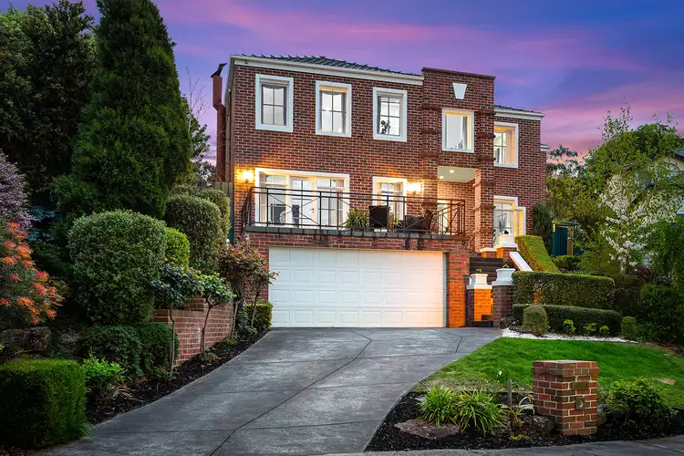 17 Strathconnan Place, Wheelers Hill VIC 3150