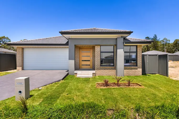 15 Pickard Street, Thirlmere NSW 2572