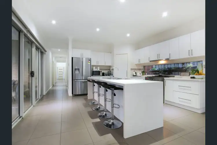 Fifth view of Homely house listing, 22 Shoal Circuit, Doreen VIC 3754