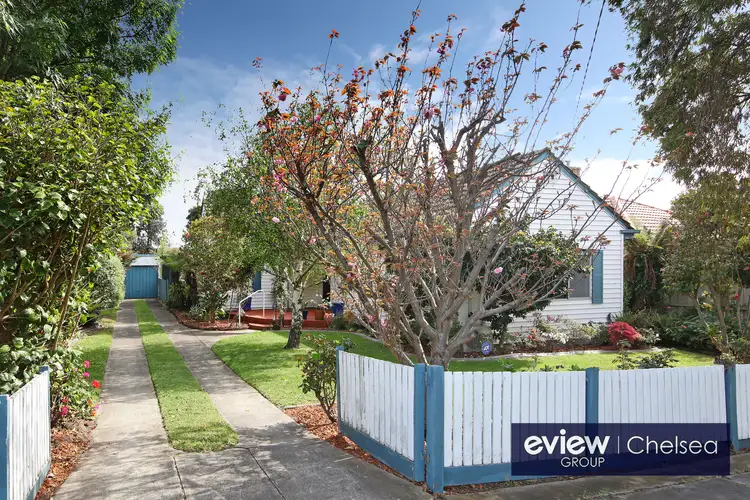 1 Crown Road, Bonbeach VIC 3196