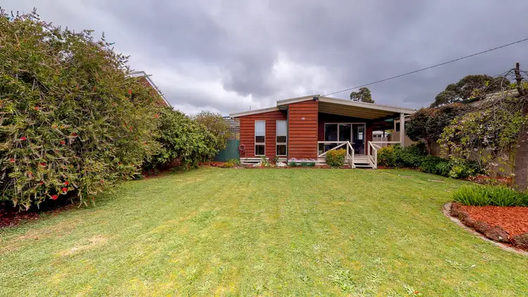 18 Rhodes Court, Glengarry VIC 3854