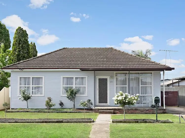 25 Gregory Avenue, Oxley Park NSW 2760