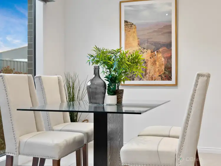 Fifth view of Homely house listing, 6 Moonlight Rise, Cranbourne East VIC 3977