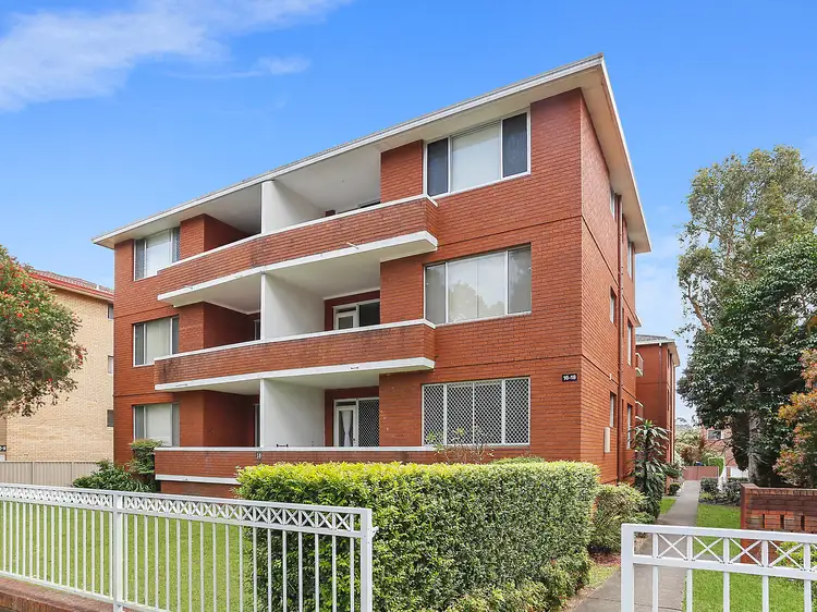 Main view of Homely unit listing, 1/18 President Avenue, Kogarah NSW 2217