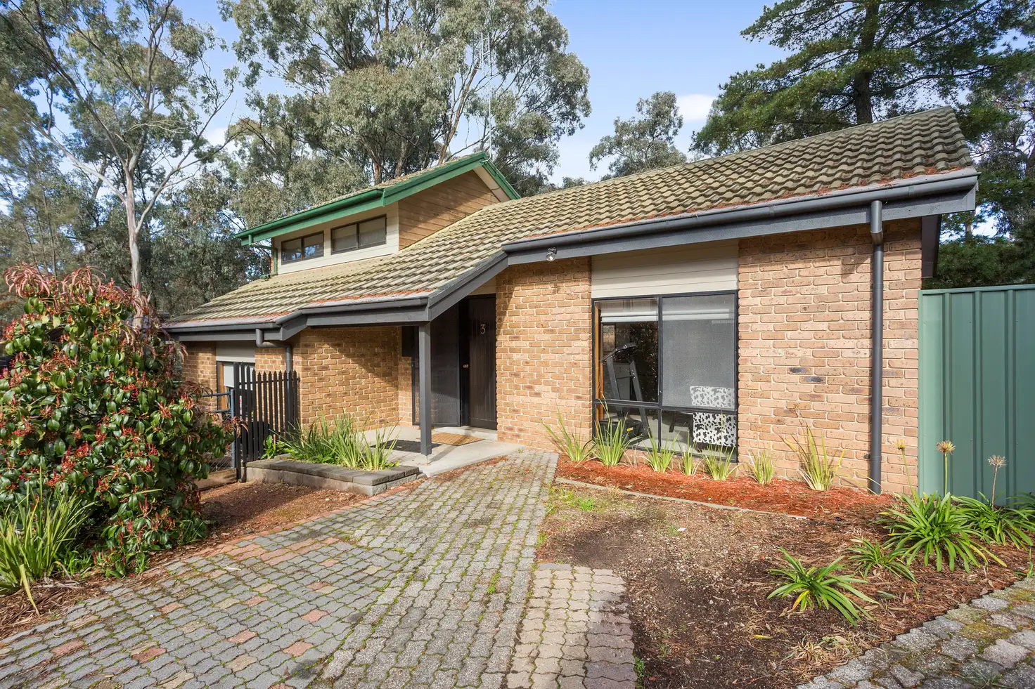 Main view of Homely unit listing, 3/12 Gordon Street, Spring Gully VIC 3550