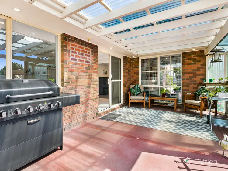 Sixth view of Homely house listing, 10 Fraser Court, Cranbourne North VIC 3977