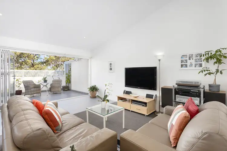 2/1337 Princes Highway, Heathcote NSW 2233