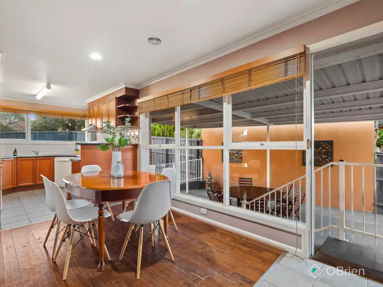 Fourth view of Homely house listing, 2 Tomar Court, Cheltenham VIC 3192