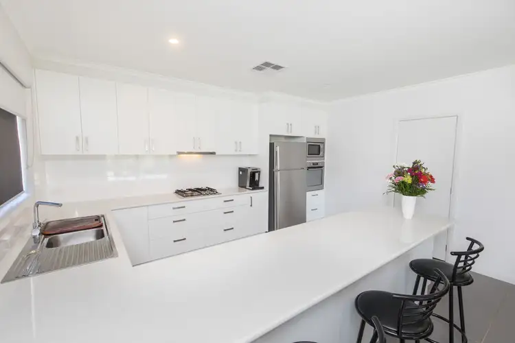 Third view of Homely house listing, 6 Lever-Jary Court, Red Cliffs VIC 3496