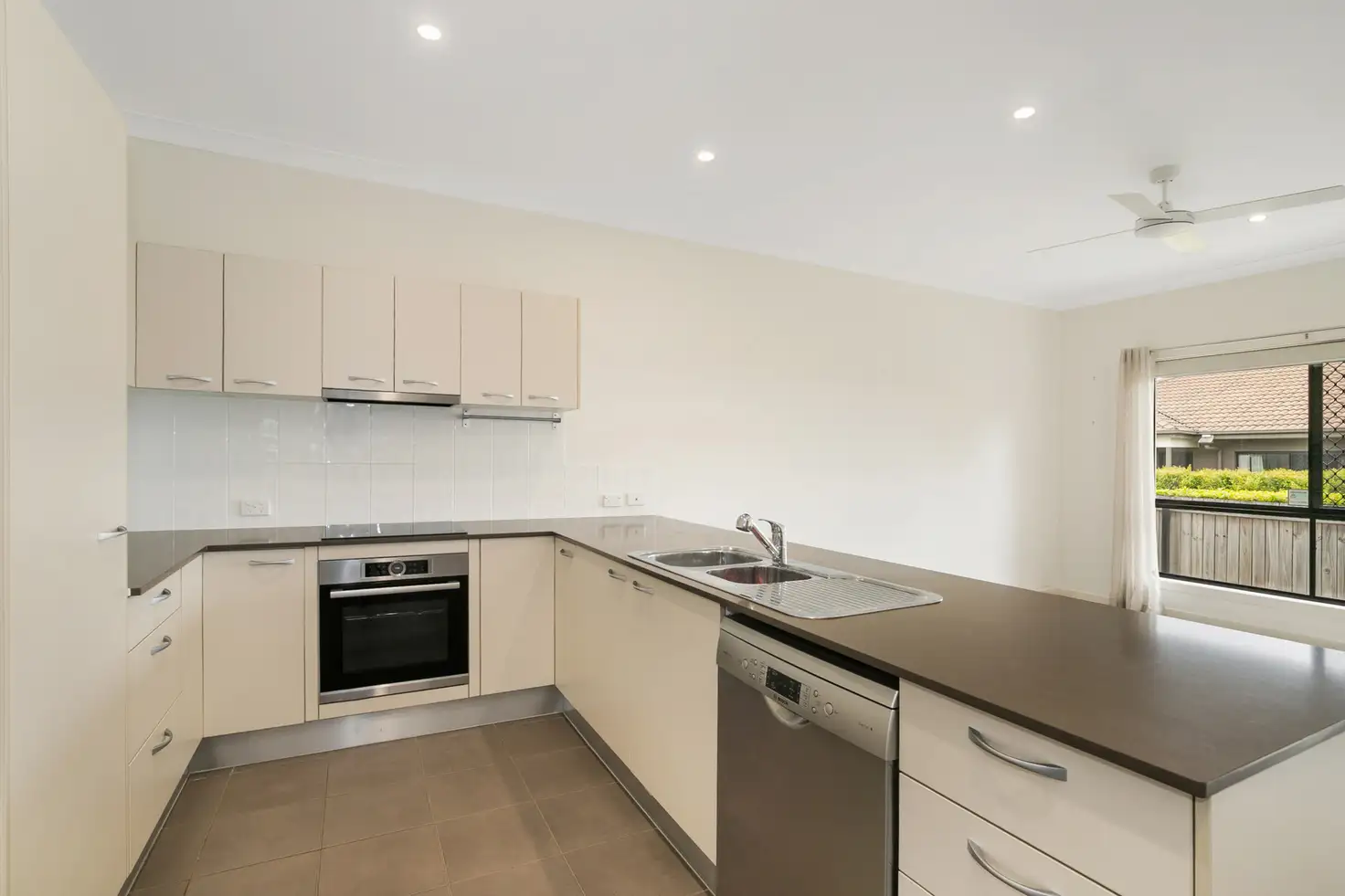 Main view of Homely townhouse listing, 6/98 Joseph Avenue, Moggill QLD 4070