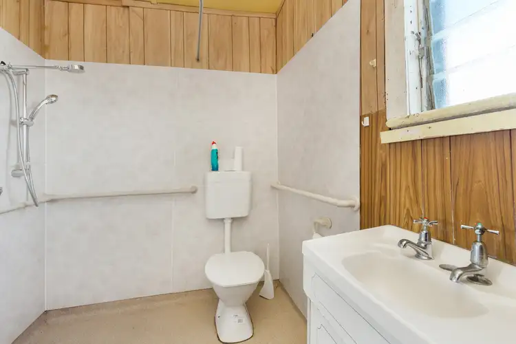 Fifth view of Homely house listing, 209 Mackenzie Street, Golden Square VIC 3555