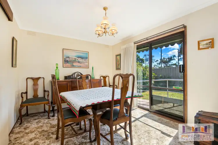 Fifth view of Homely house listing, 2 Warranwah Drive, Strathdale VIC 3550