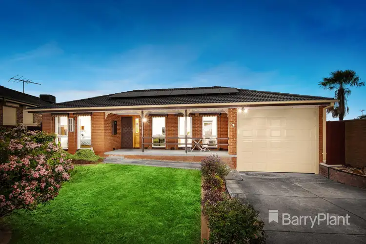 Main view of Homely house listing, 7 Yvonne Close, Mill Park VIC 3082