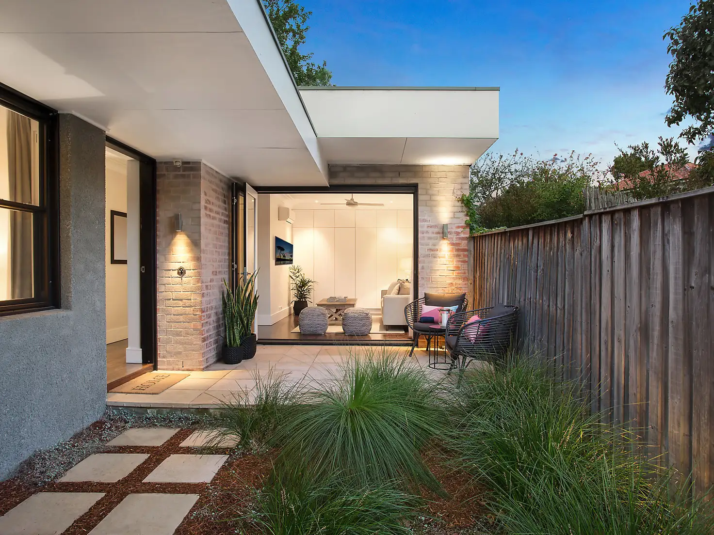 Main view of Homely house listing, 1 Raeburn Avenue, Castlecrag NSW 2068