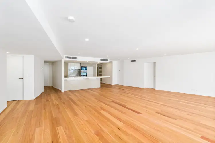Sixth view of Homely apartment listing, Level 4/402/192 Marine Parade, Rainbow Bay QLD 4225