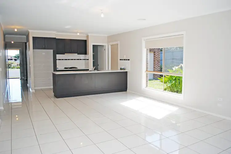 Second view of Homely house listing, 8 Lowan Court, Portland VIC 3305