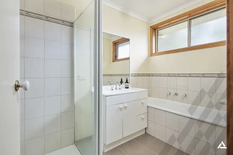 Sixth view of Homely unit listing, 5/3 Gumleaf Place, Drouin VIC 3818