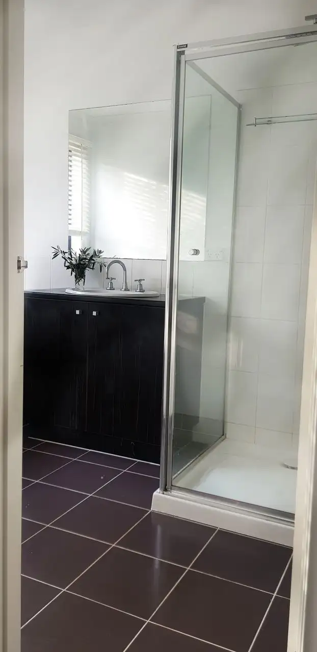 Fifth view of Homely house listing, 18 Rowley Close, Rosedale VIC 3847