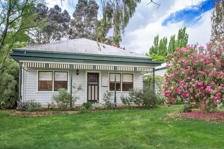 110 Walker Street, Ballarat North VIC 3350