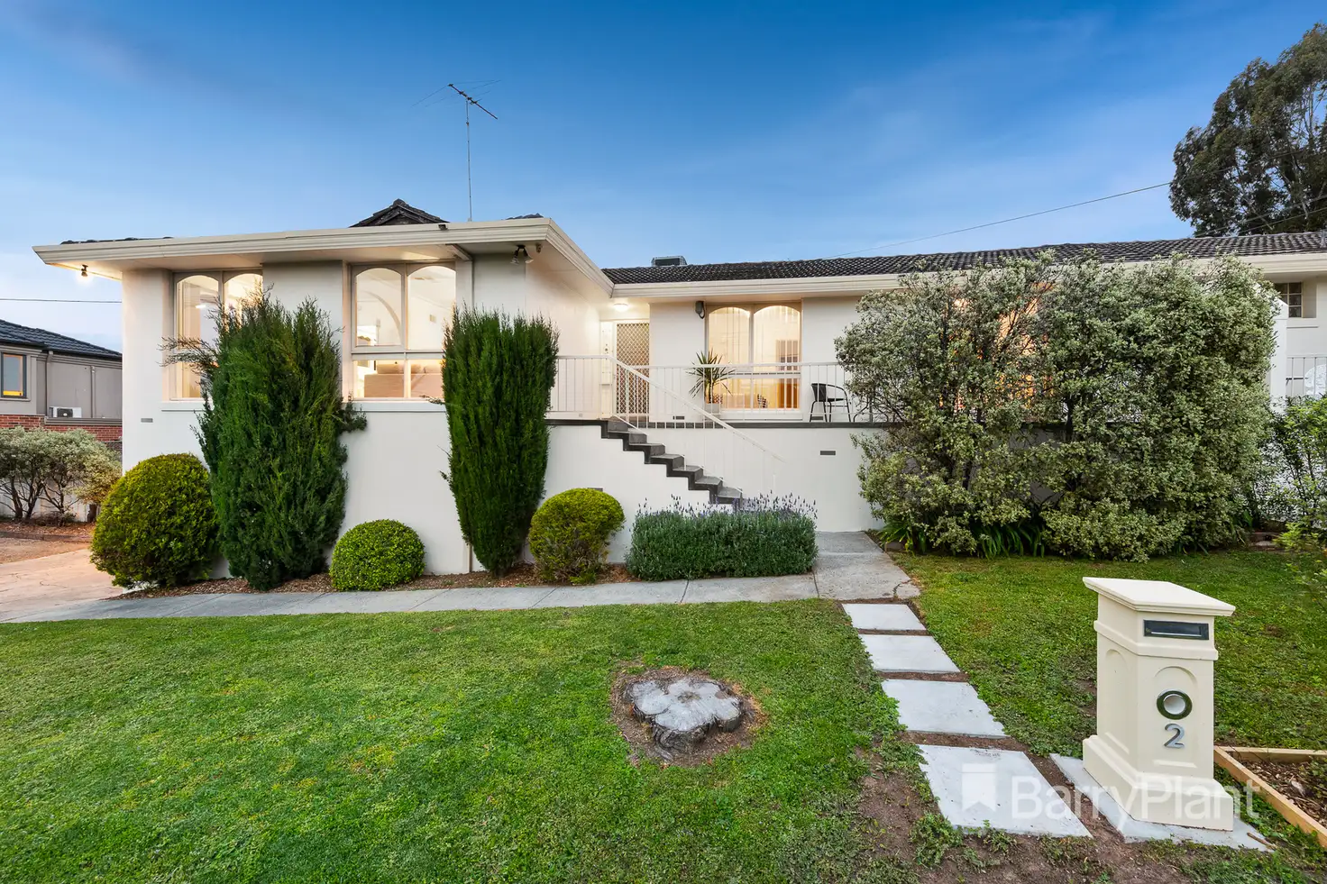 Main view of Homely unit listing, 2 Omar Street, Templestowe Lower VIC 3107