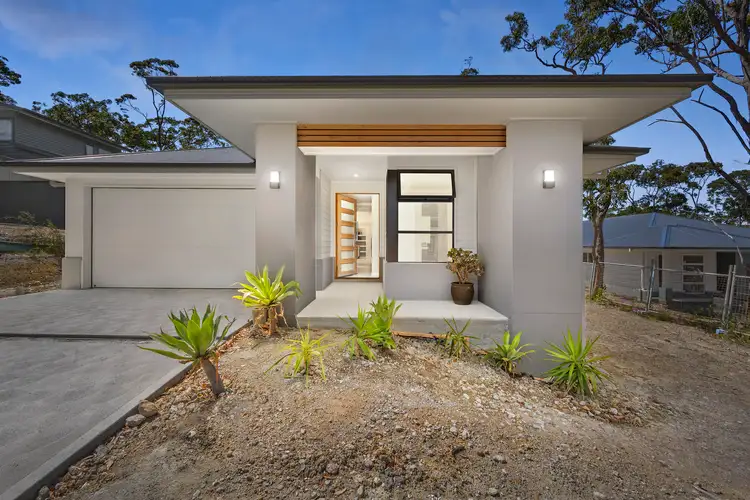 5 Bentwing Parade, Murrays Beach NSW 2281