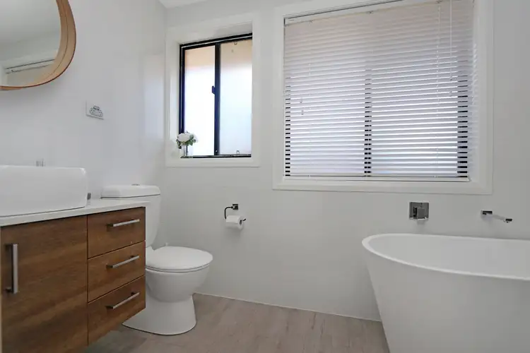 Seventh view of Homely house listing, 1/32 Queen Street, Goulburn NSW 2580
