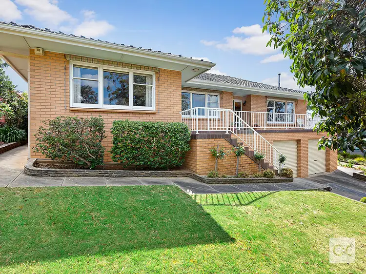 6 Sherwood Avenue, Bellevue Heights SA 5050