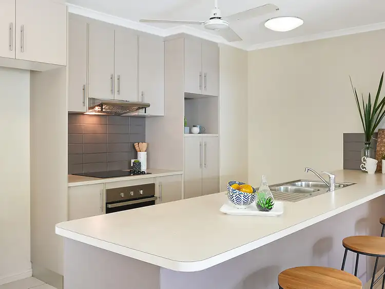 52 Meenan Street, Garbutt QLD 4814