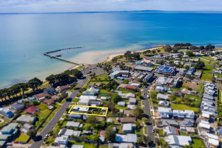 15 Harvey Road, St Leonards VIC 3223