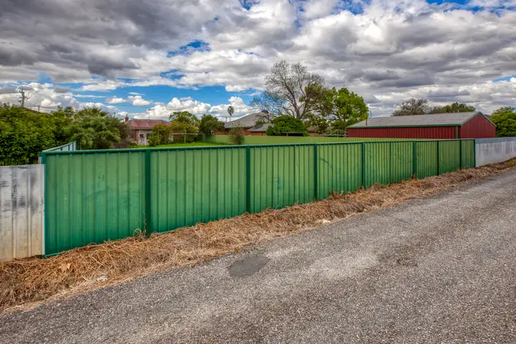 Sixth view of Homely house listing, 381 Fallon Street, North Albury NSW 2640