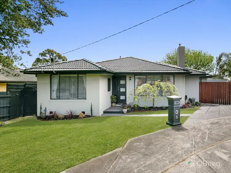 Second view of Homely house listing, 5 Madeira Court, Frankston VIC 3199