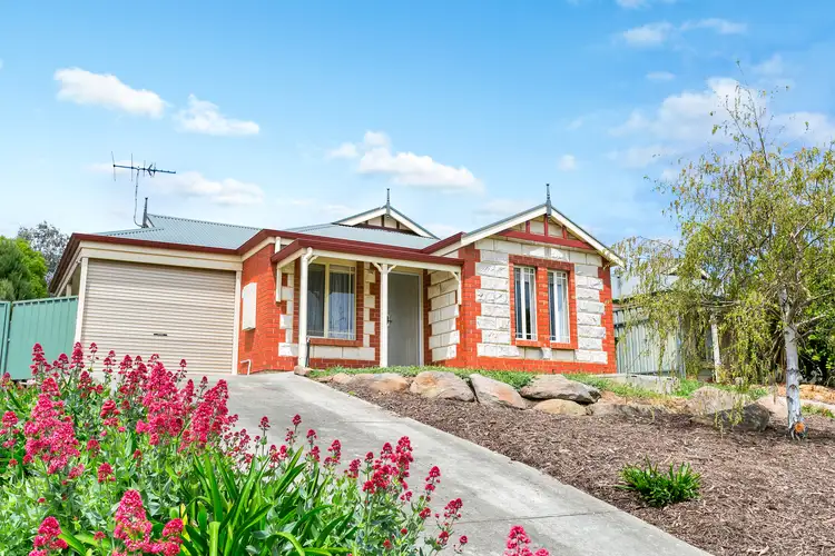 2/80 Grevillea Way, Woodside SA 5244