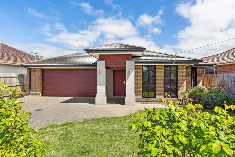31 Begonia Avenue, Altona North VIC 3025
