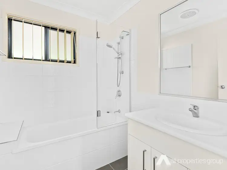 Fifth view of Homely house listing, 35 Strathallen Drive, Boronia Heights QLD 4124
