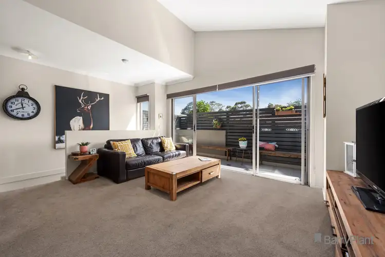 Main view of Homely unit listing, 3/8 Woodvale Road, Boronia VIC 3155